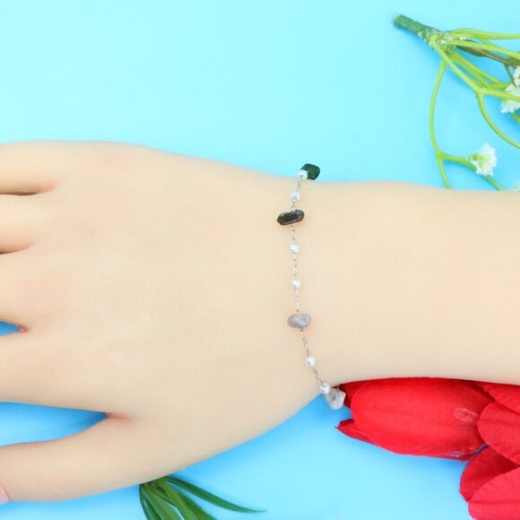 Chic & Stylish Bracelet – A Thoughtful Gift for Women and Girls, DYC1782 - Picture 7 of 12